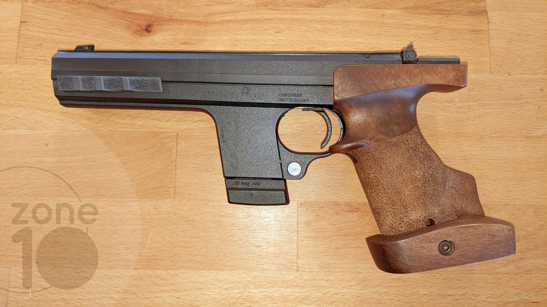 Pistolet Hammerli 280, imprimé en 3D. -  France
